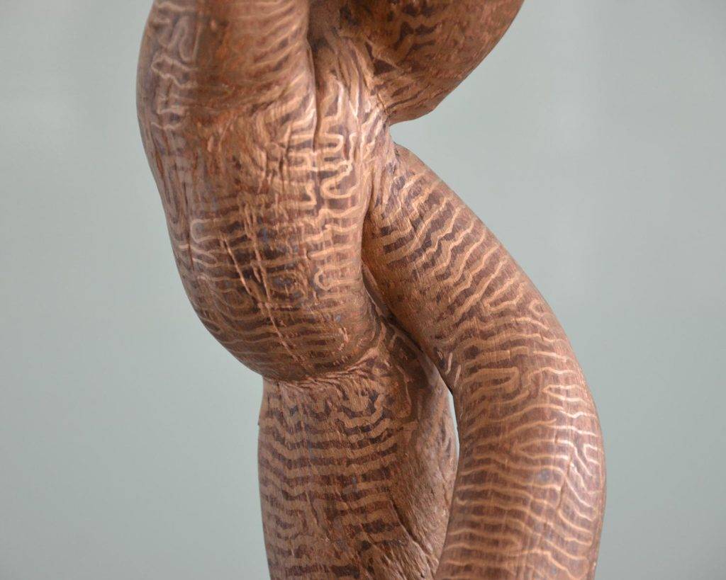 Sculpture bois flotté peint