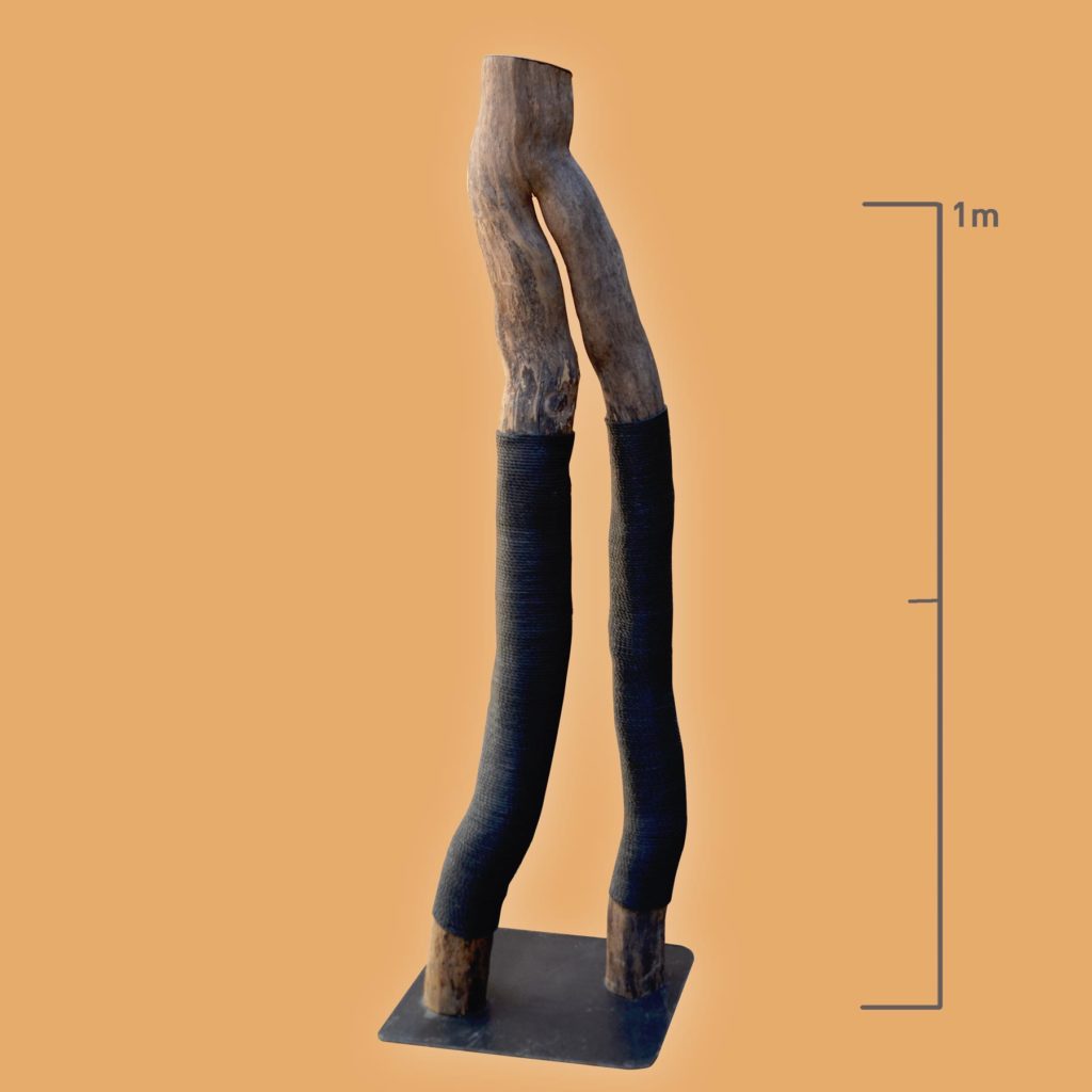 Sculpture bois naturel entouré de cordage polyamide