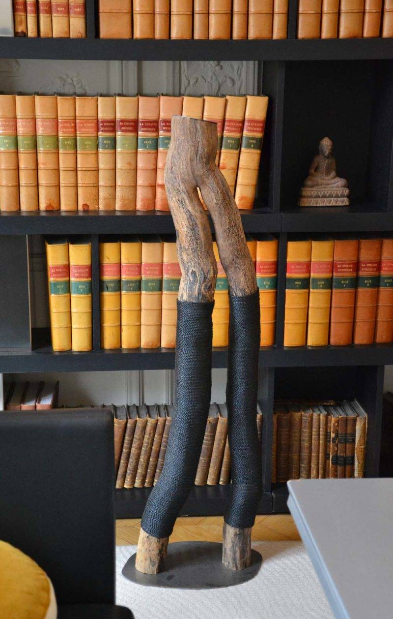 Sculpture bois naturel entouré de cordage polyamide