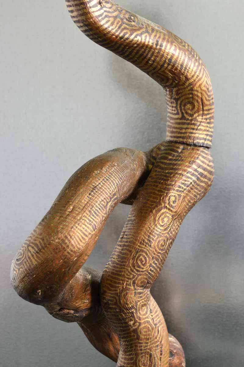 sculpture bois flotté, bois peint par l’artiste français Frédéric Ansermet