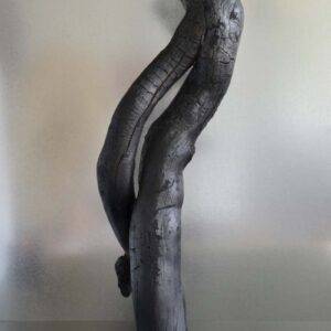 Sculpture en bois brulé par l'artiste Frédéric Ansermet.
